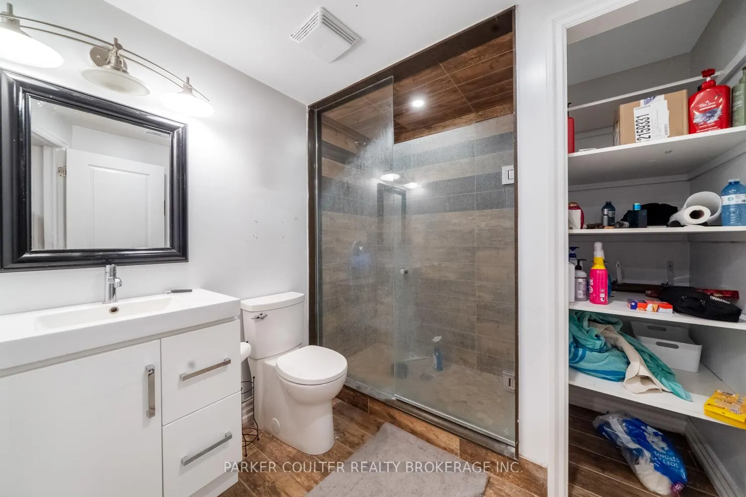 Photo 40 of 240 Hickling Trail, Barrie, Grove East — HOMEH