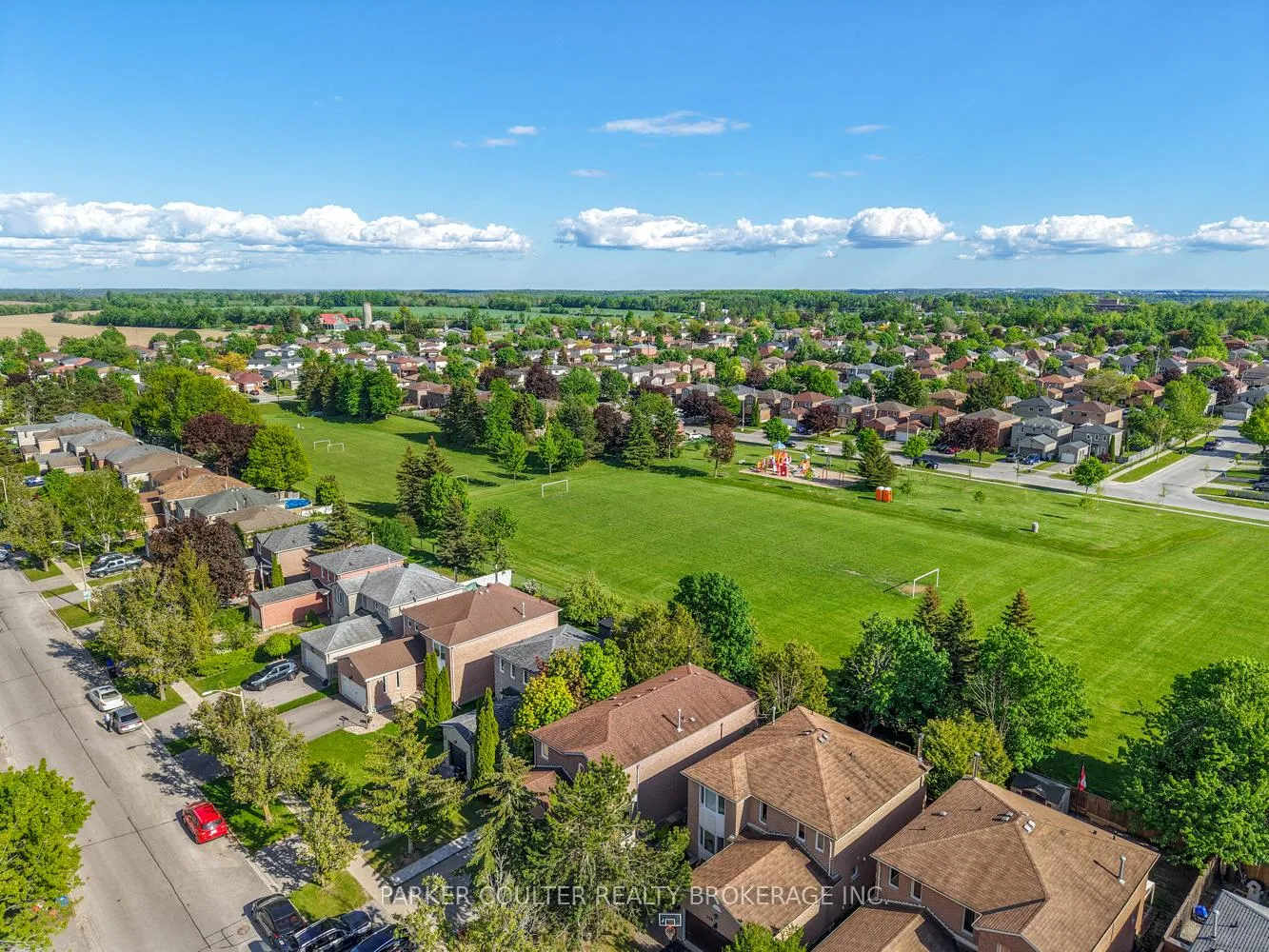 Photo 50 of 240 Hickling Trail, Barrie, Grove East — HOMEH