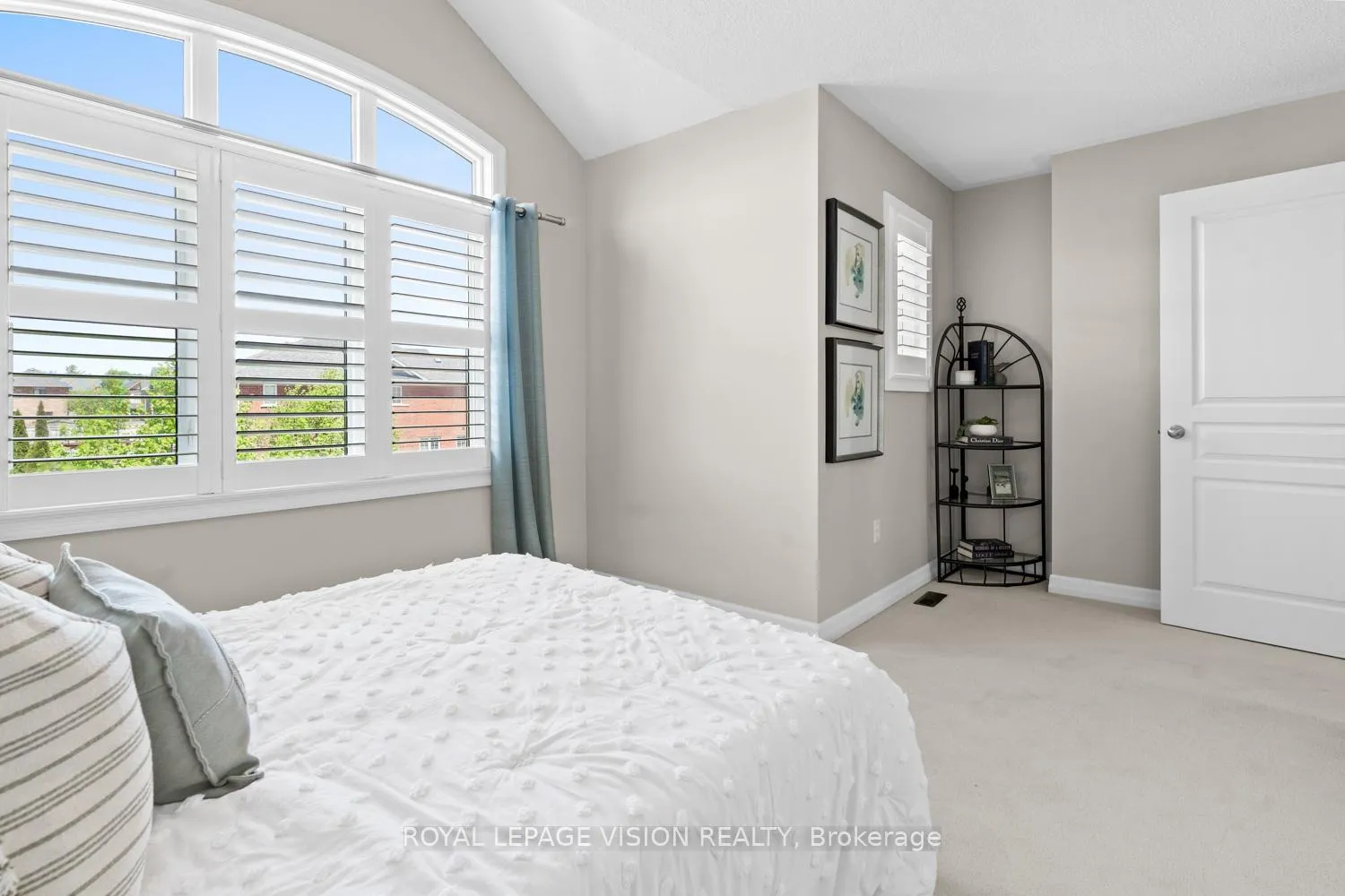 Photo 21 of 27 Ida Jane Grove, Whitchurch-Stouffville, Stouffville — HOMEH