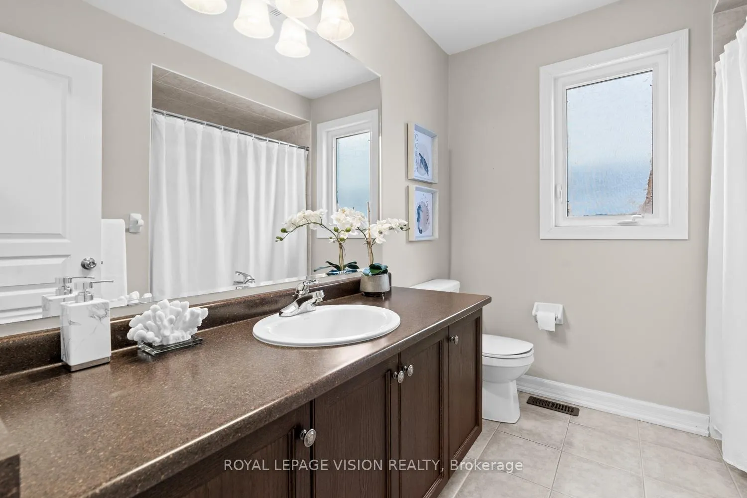 Photo 24 of 27 Ida Jane Grove, Whitchurch-Stouffville, Stouffville — HOMEH