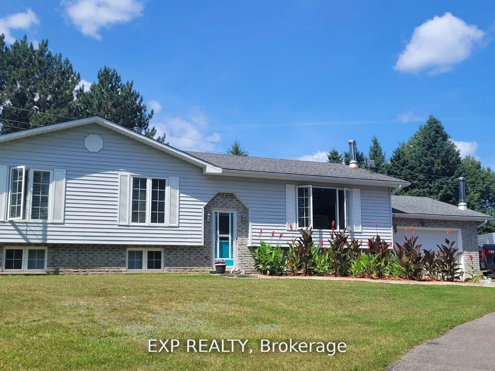 Photo 3 of 1719 Weslemkoon Lake Road, Limerick — HOMEH