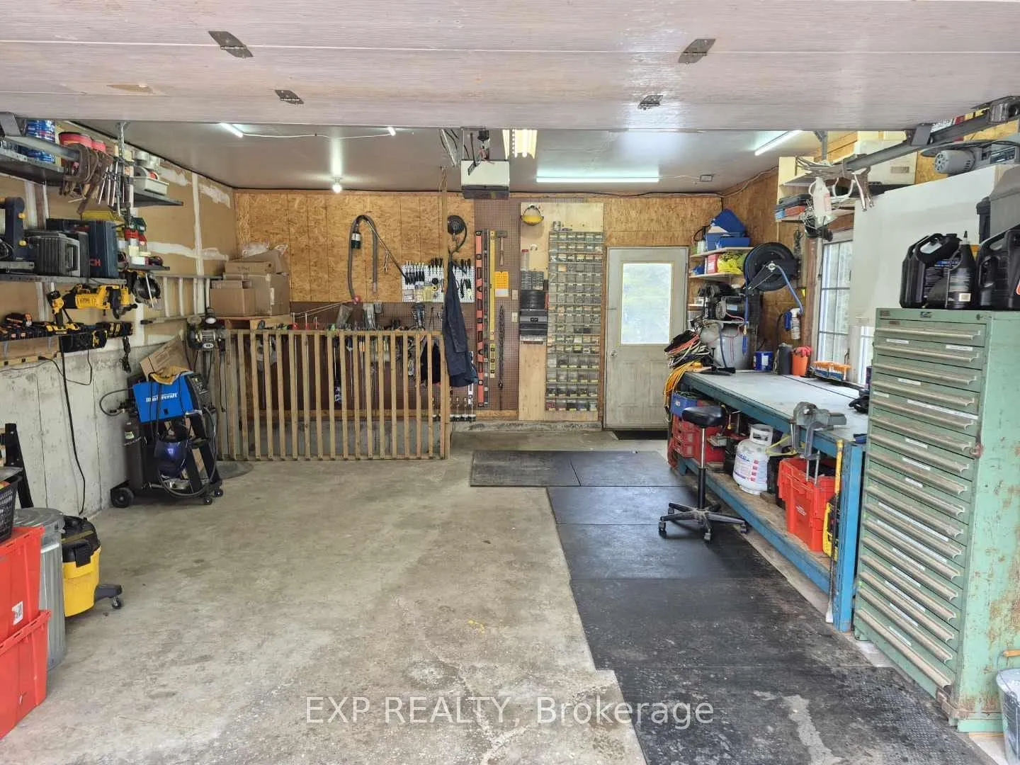 Photo 33 of 1719 Weslemkoon Lake Road, Limerick — HOMEH