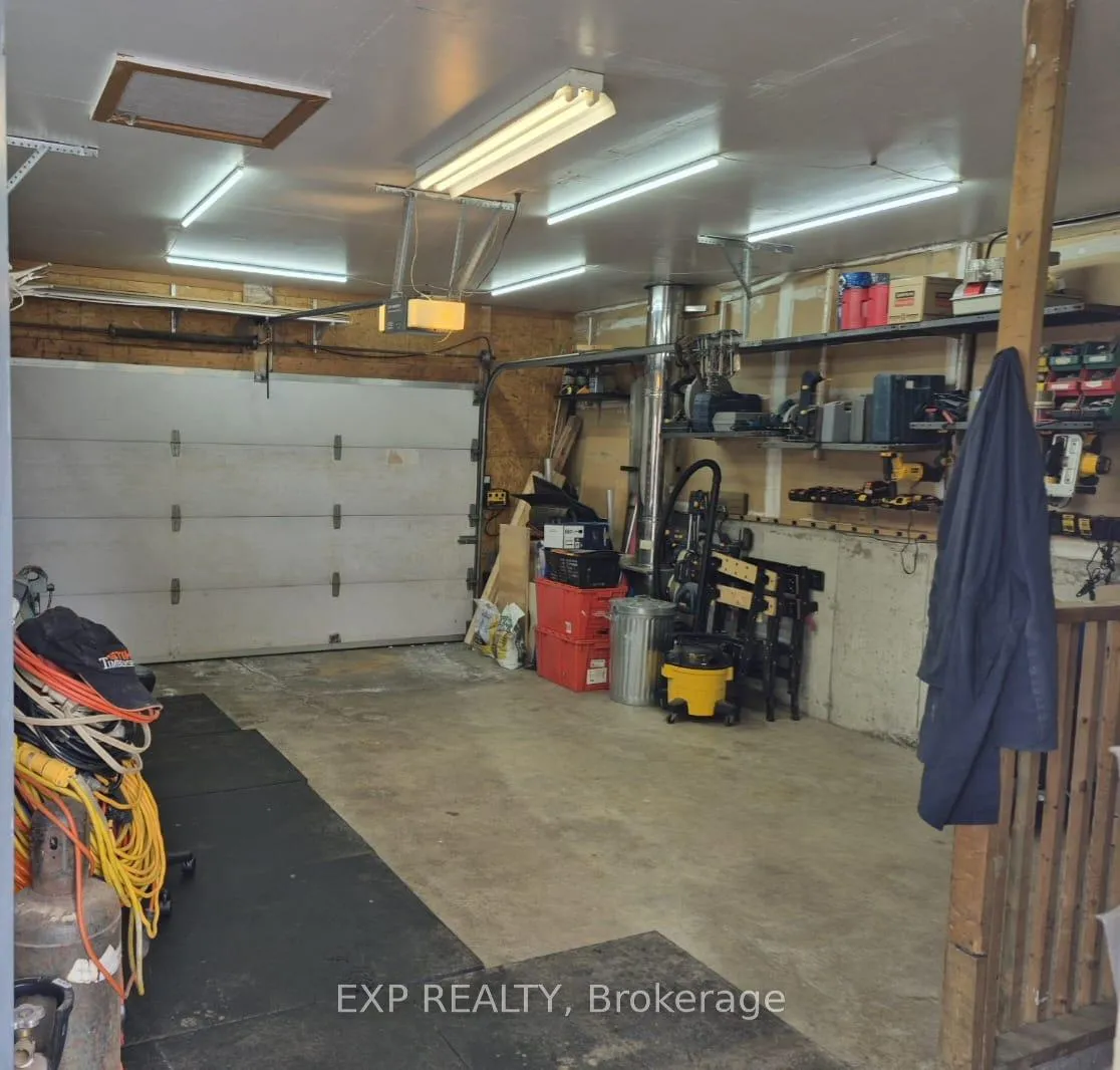 Photo 34 of 1719 Weslemkoon Lake Road, Limerick — HOMEH