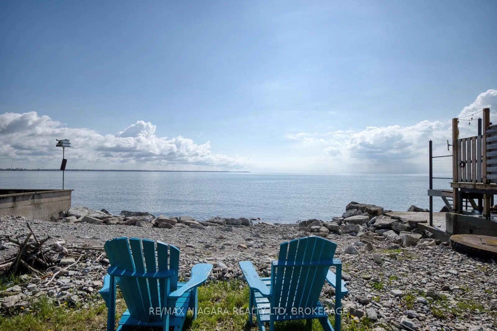Photo 1 of 20 Mohawk Point Road, Haldimand, Dunnville — HOMEH
