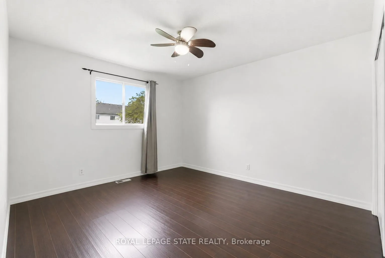 Photo 6 of Unit Main, 21 Kirk Street, St. Catharines, Western Hill — HOMEH