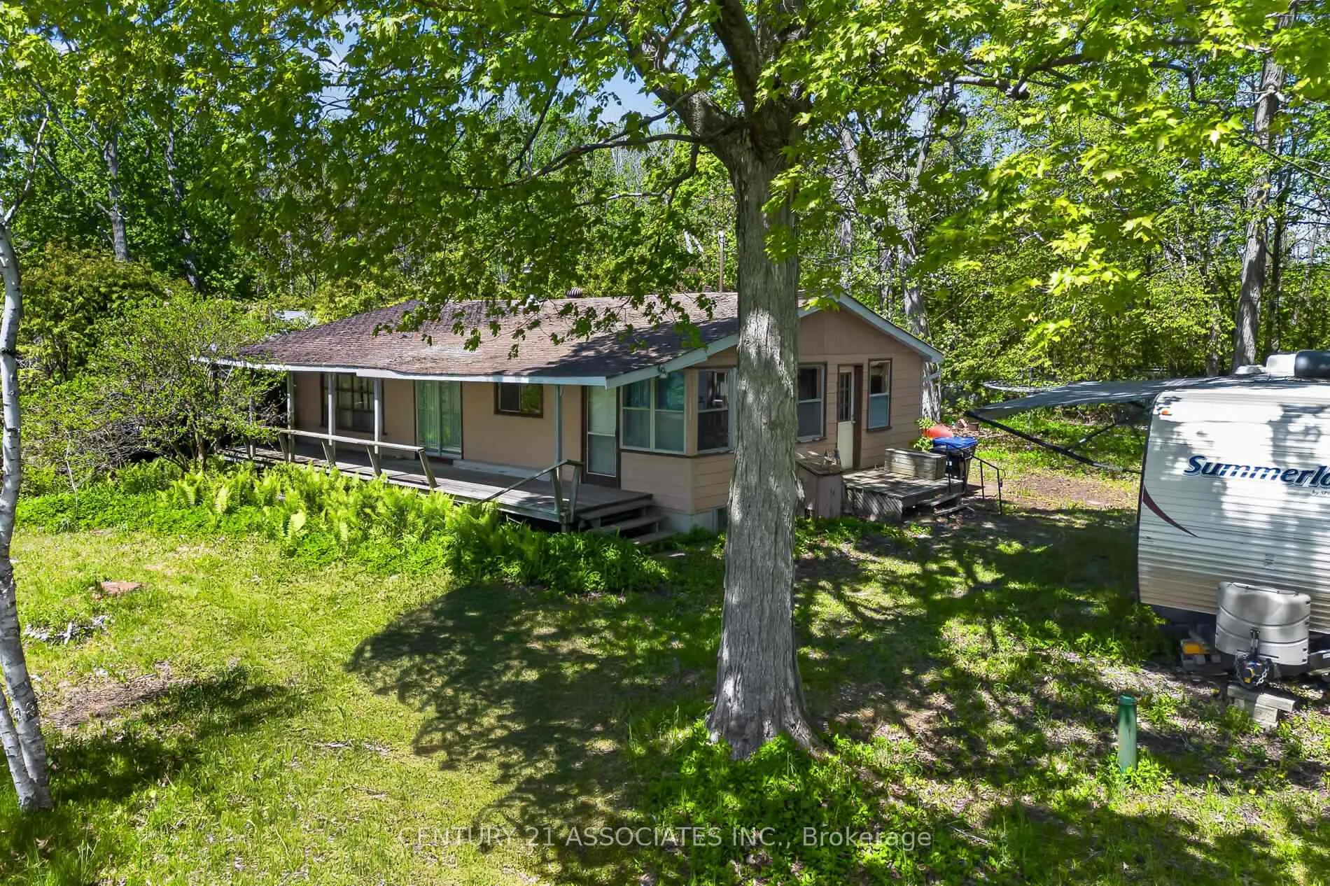 Photo 2 of 30 Myrtle Avenue, Oro-Medonte, Rural Oro-Medonte — HOMEH