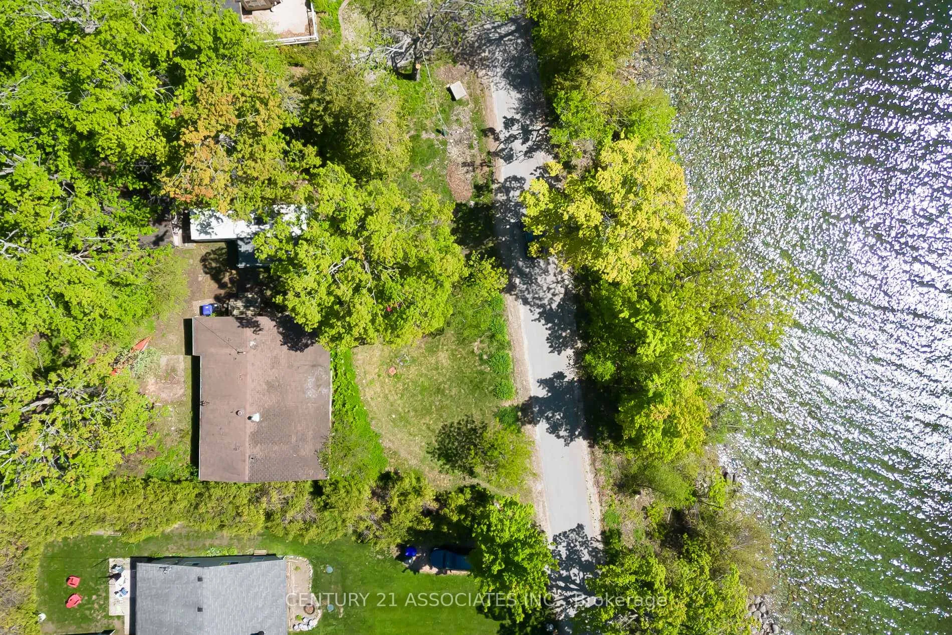 Photo 5 of 30 Myrtle Avenue, Oro-Medonte, Rural Oro-Medonte — HOMEH