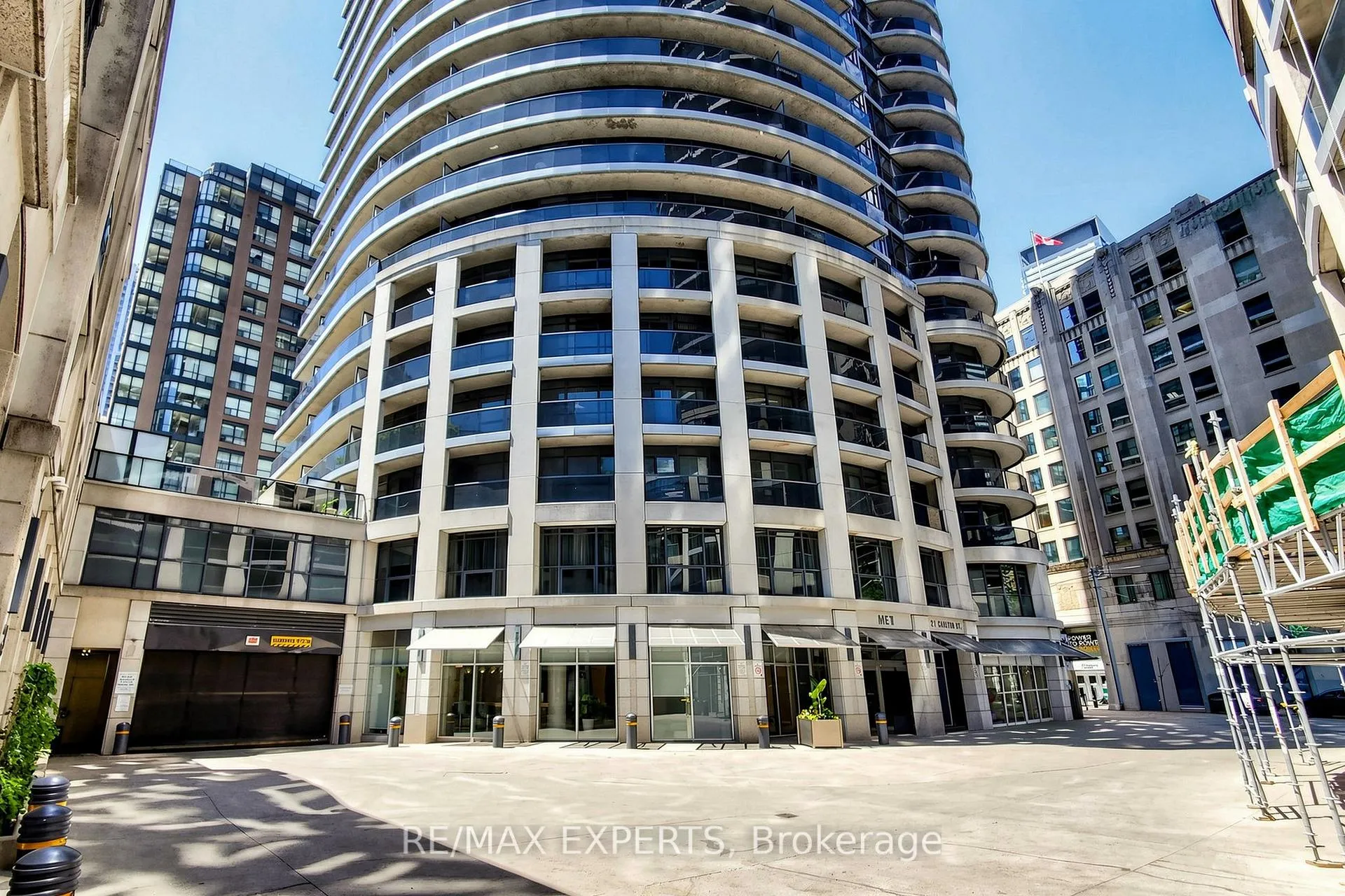 Photo 2 of Unit 507, 21 Carlton Street, Toronto, Church-Yonge Corridor — HOMEH