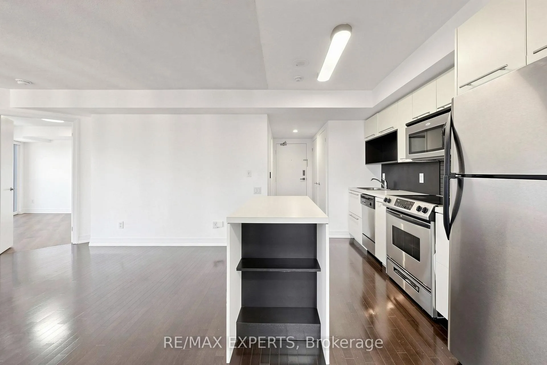 Photo 14 of Unit 507, 21 Carlton Street, Toronto, Church-Yonge Corridor — HOMEH