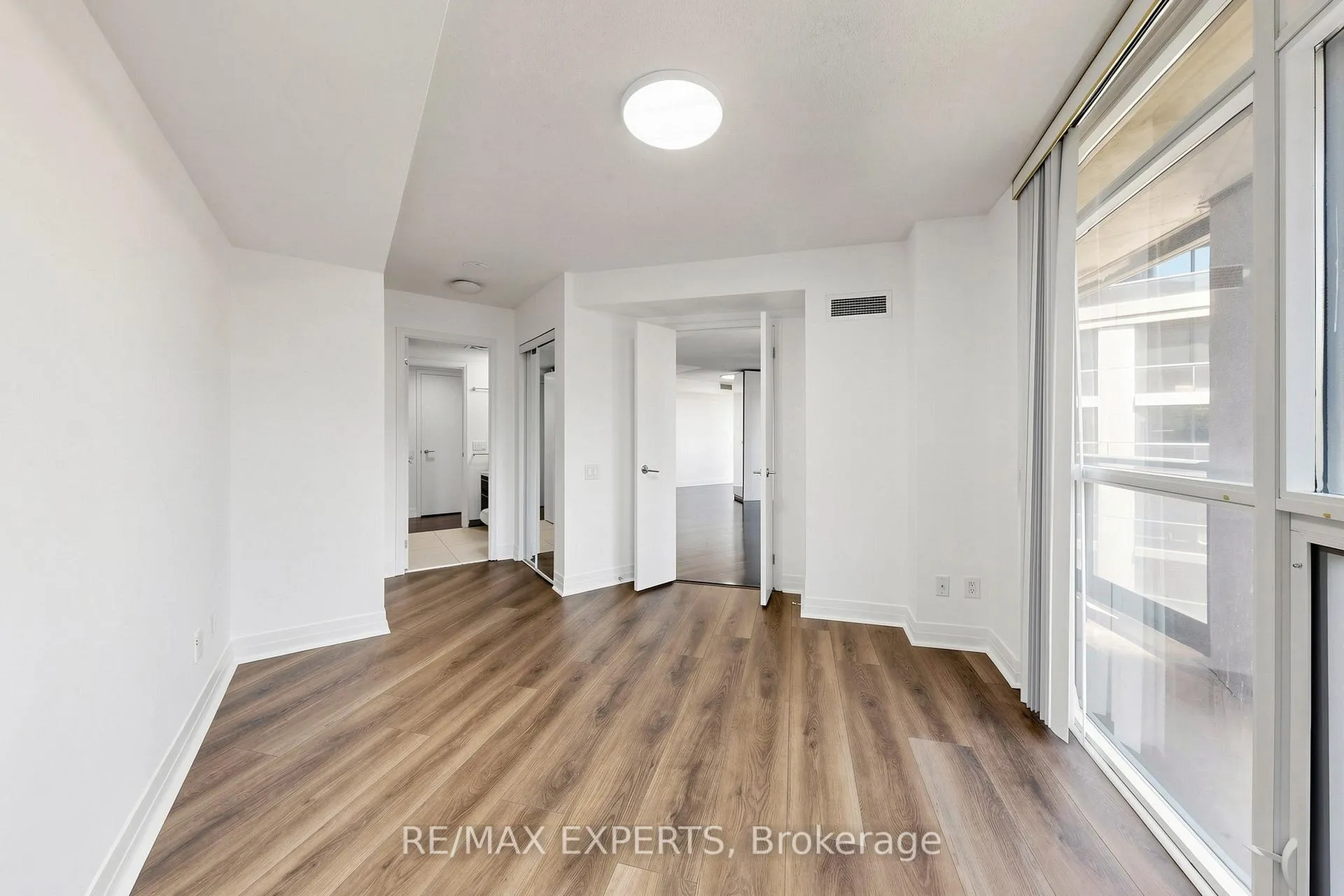 Photo 18 of Unit 507, 21 Carlton Street, Toronto, Church-Yonge Corridor — HOMEH