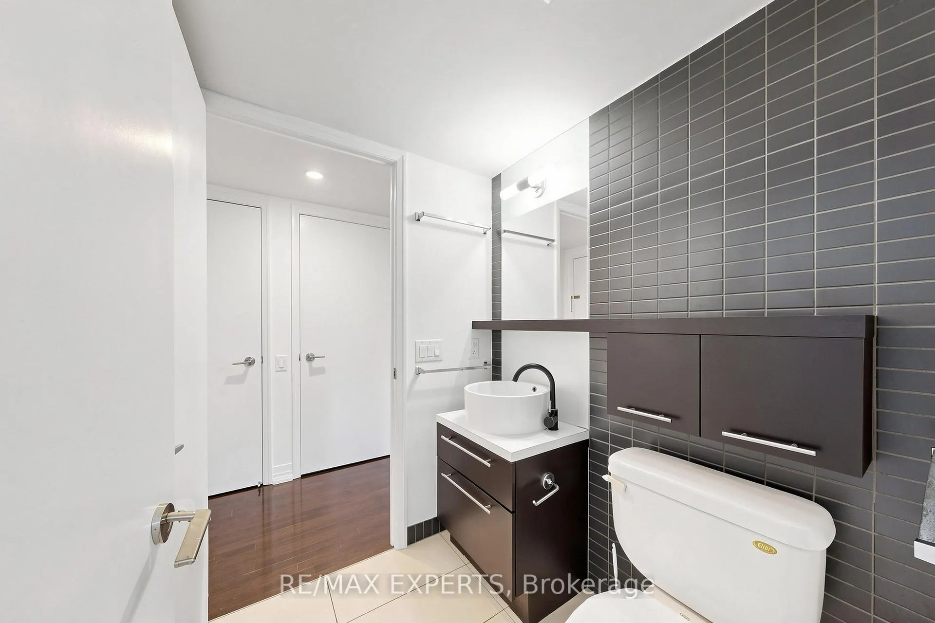 Photo 21 of Unit 507, 21 Carlton Street, Toronto, Church-Yonge Corridor — HOMEH