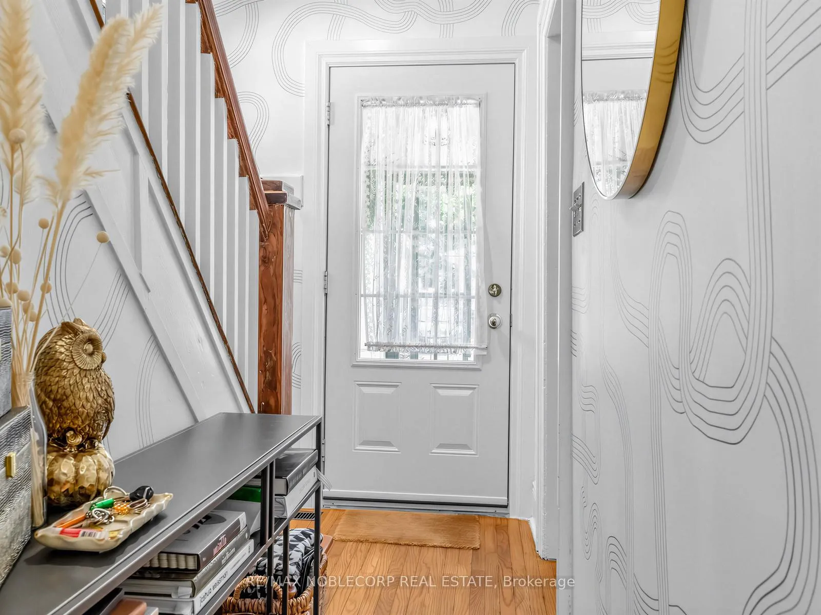 Photo 4 of 12 Bagot Street, Guelph, Junction/Onward Willow — HOMEH