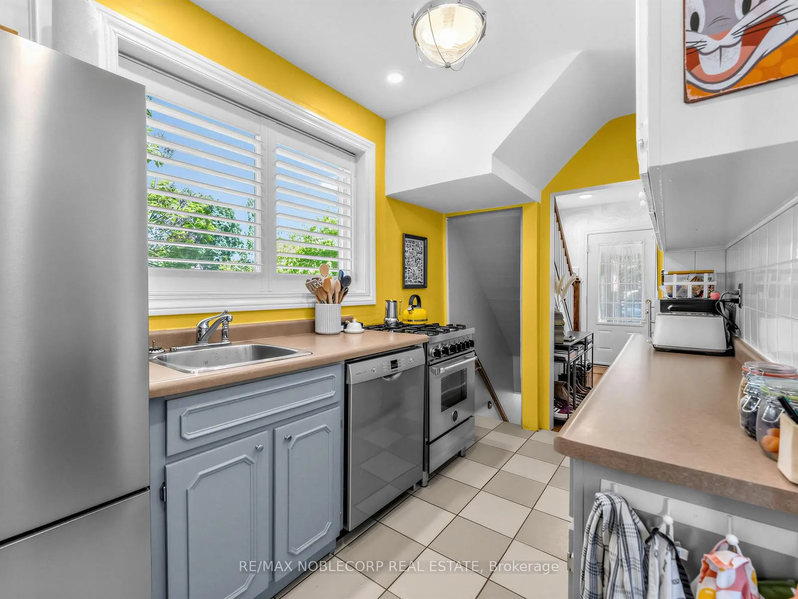 Photo 10 of 12 Bagot Street, Guelph, Junction/Onward Willow — HOMEH