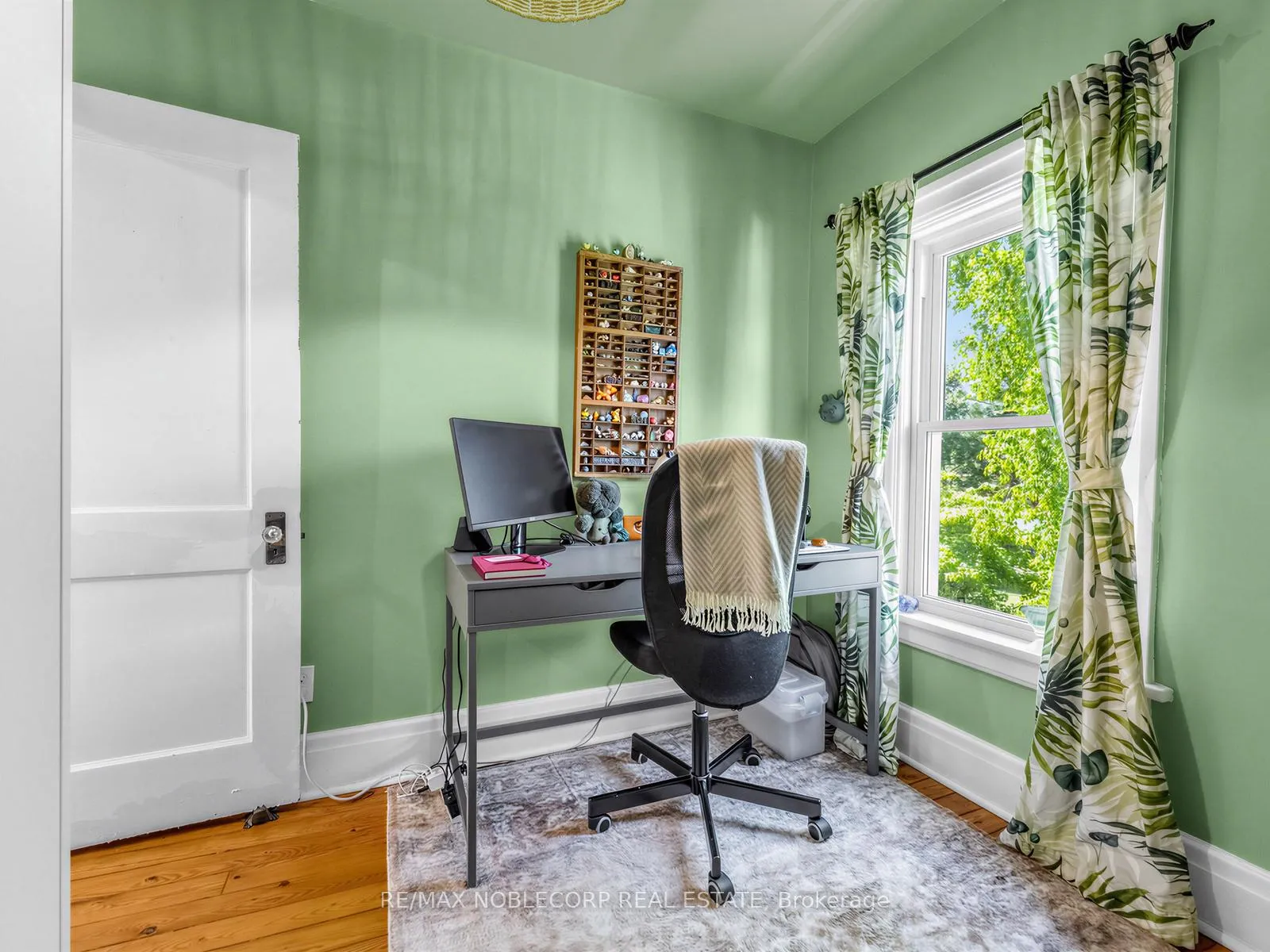 Photo 18 of 12 Bagot Street, Guelph, Junction/Onward Willow — HOMEH