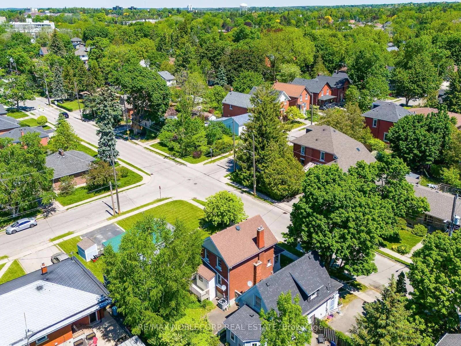 Photo 31 of 12 Bagot Street, Guelph, Junction/Onward Willow — HOMEH