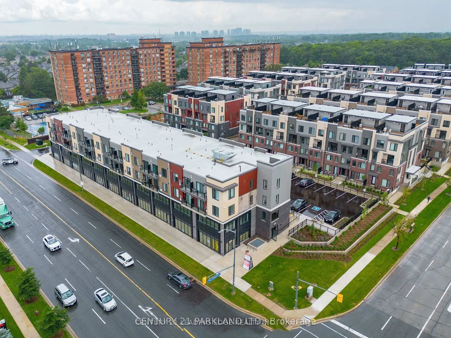 Photo of Unit 416, 3401 Ridgeway Drive