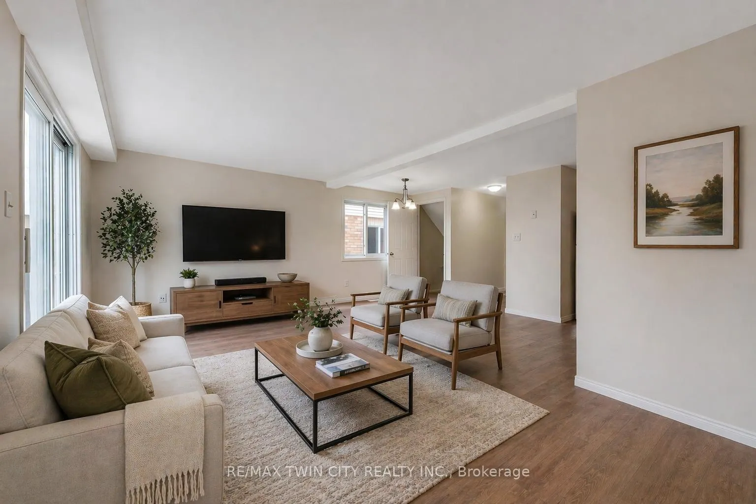 Photo 5 of 85 Activa Avenue, Kitchener — HOMEH