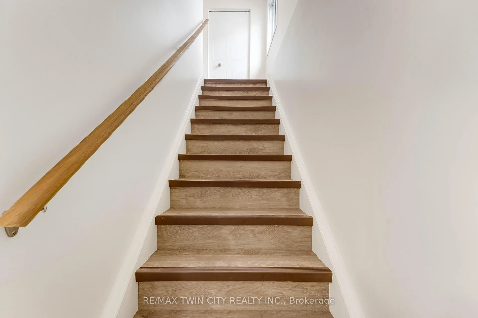 Photo 12 of 85 Activa Avenue, Kitchener — HOMEH
