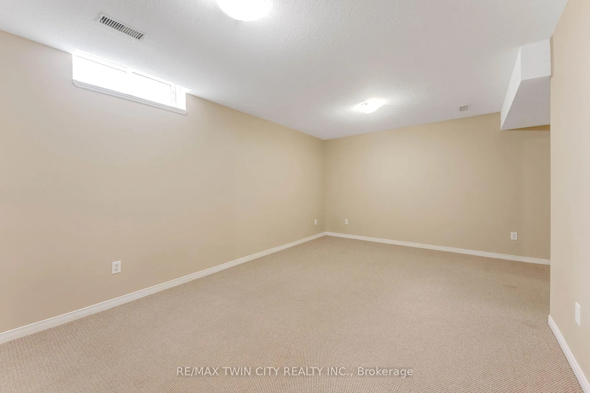 Photo 28 of 85 Activa Avenue, Kitchener — HOMEH