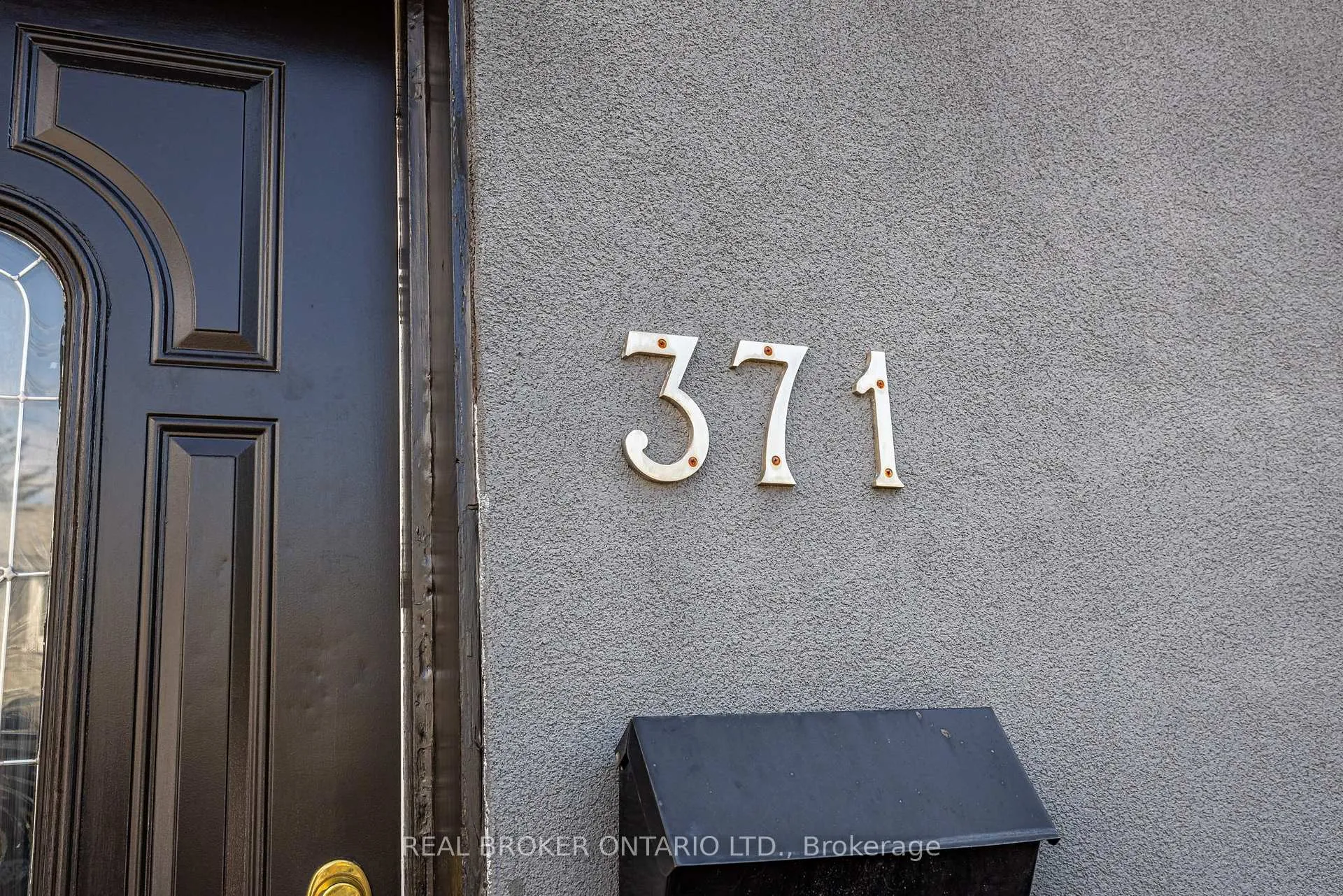 Photo 2 of Unit Main, 371 Jones Avenue, Toronto, Blake-Jones — HOMEH
