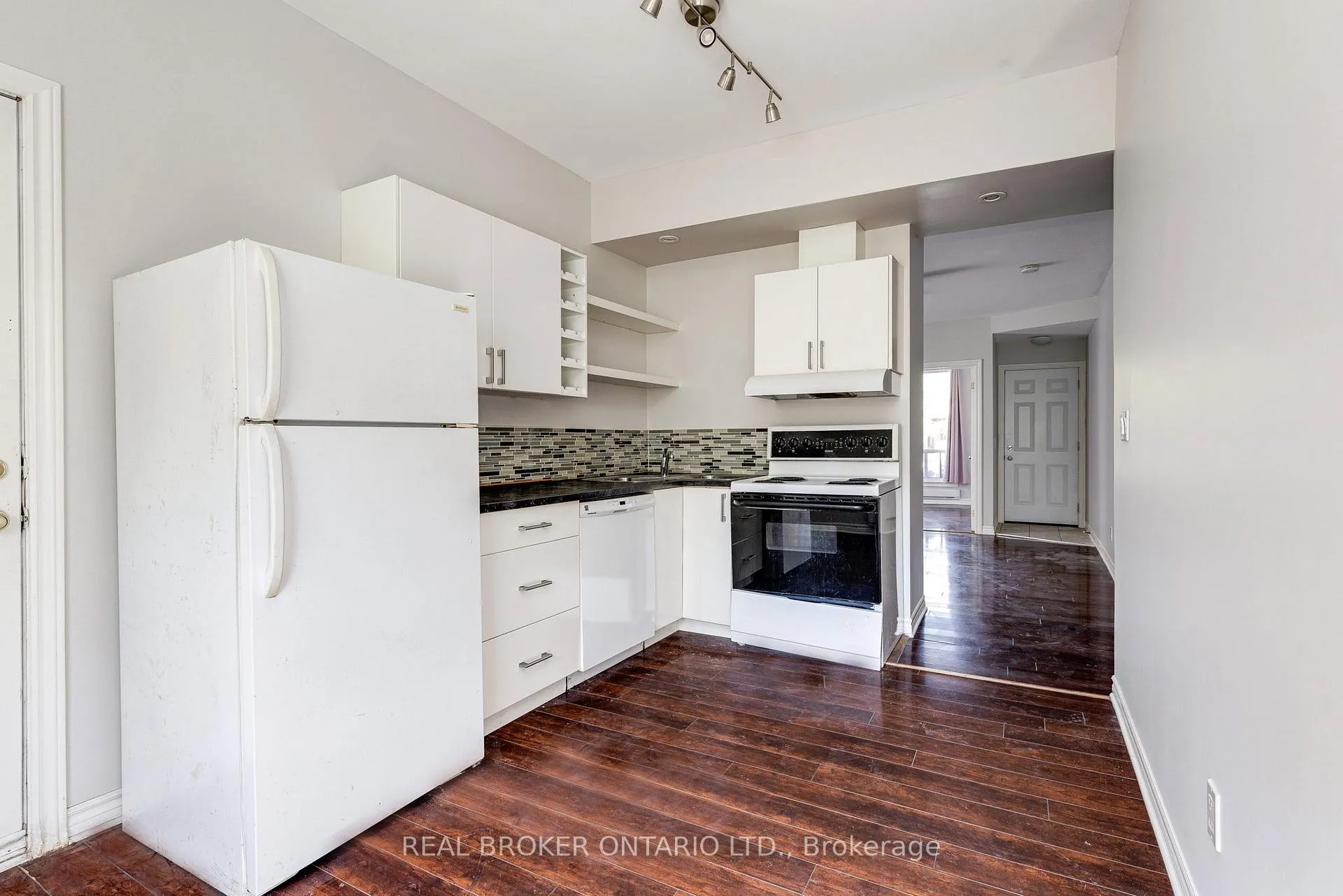 Photo 7 of Unit Main, 371 Jones Avenue, Toronto, Blake-Jones — HOMEH