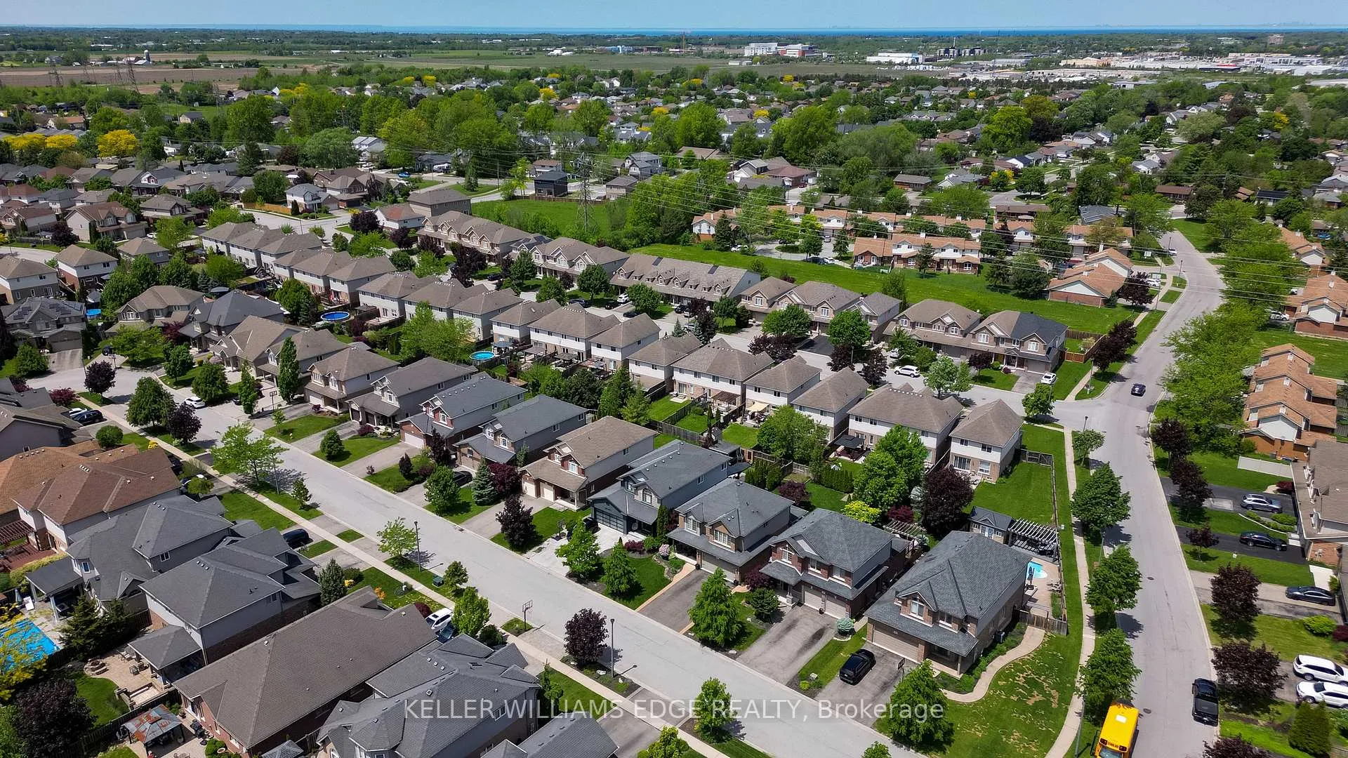 Photo 3 of 168 McBride Drive, St. Catharines, Rykert/Vansickle — HOMEH