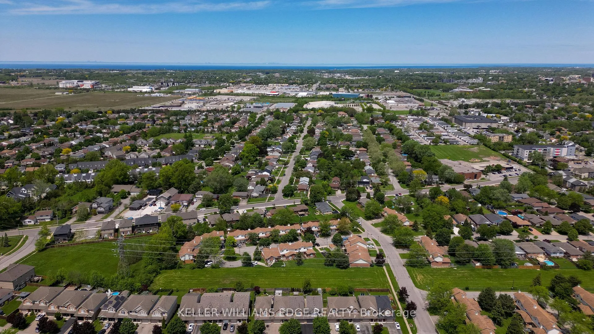 Photo 4 of 168 McBride Drive, St. Catharines, Rykert/Vansickle — HOMEH