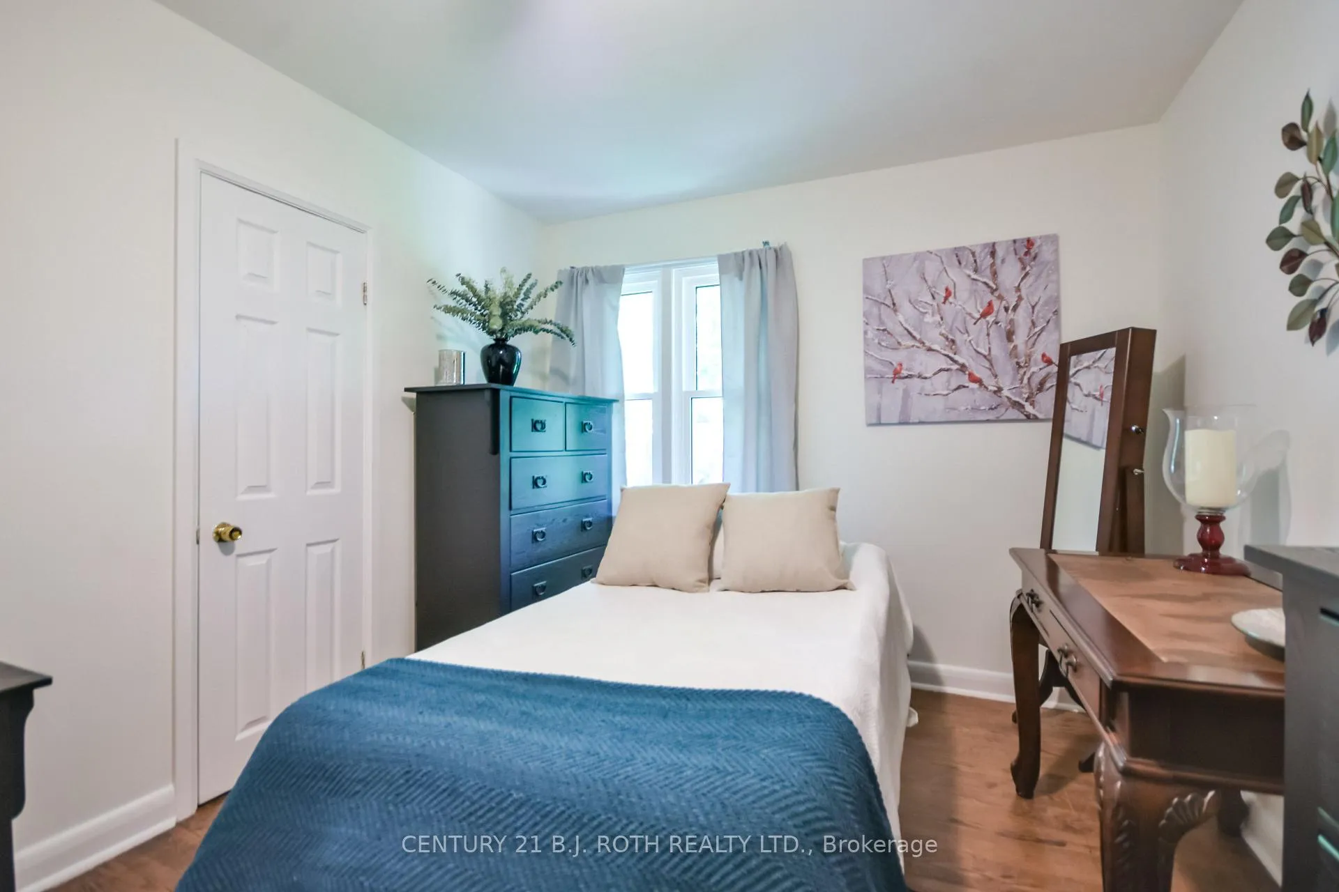 Photo 17 of 223 Wellington Street E, Barrie, Codrington — HOMEH