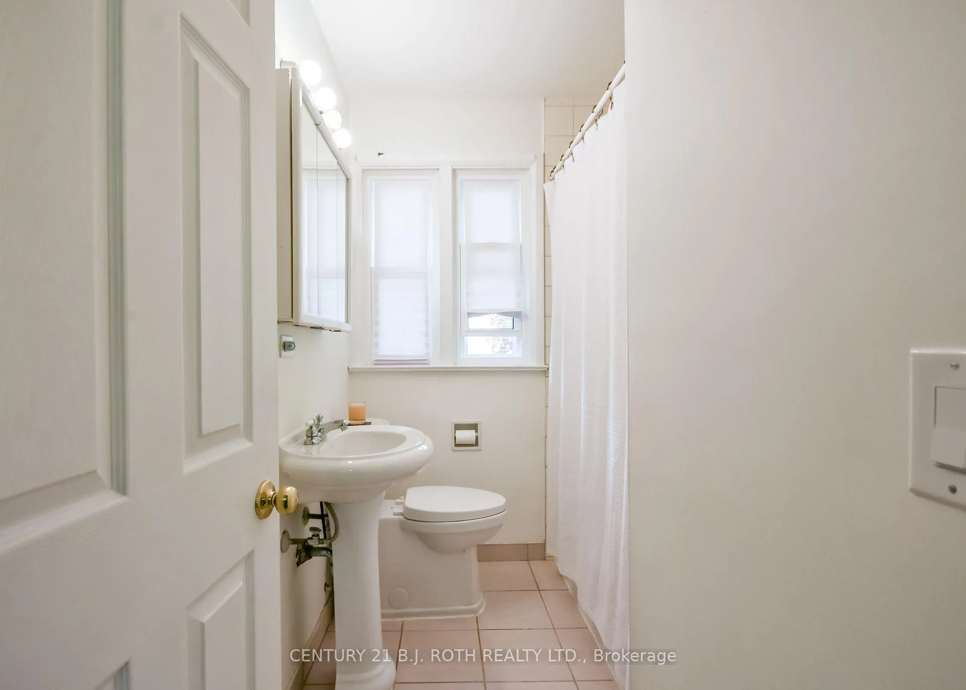 Photo 24 of 223 Wellington Street E, Barrie, Codrington — HOMEH