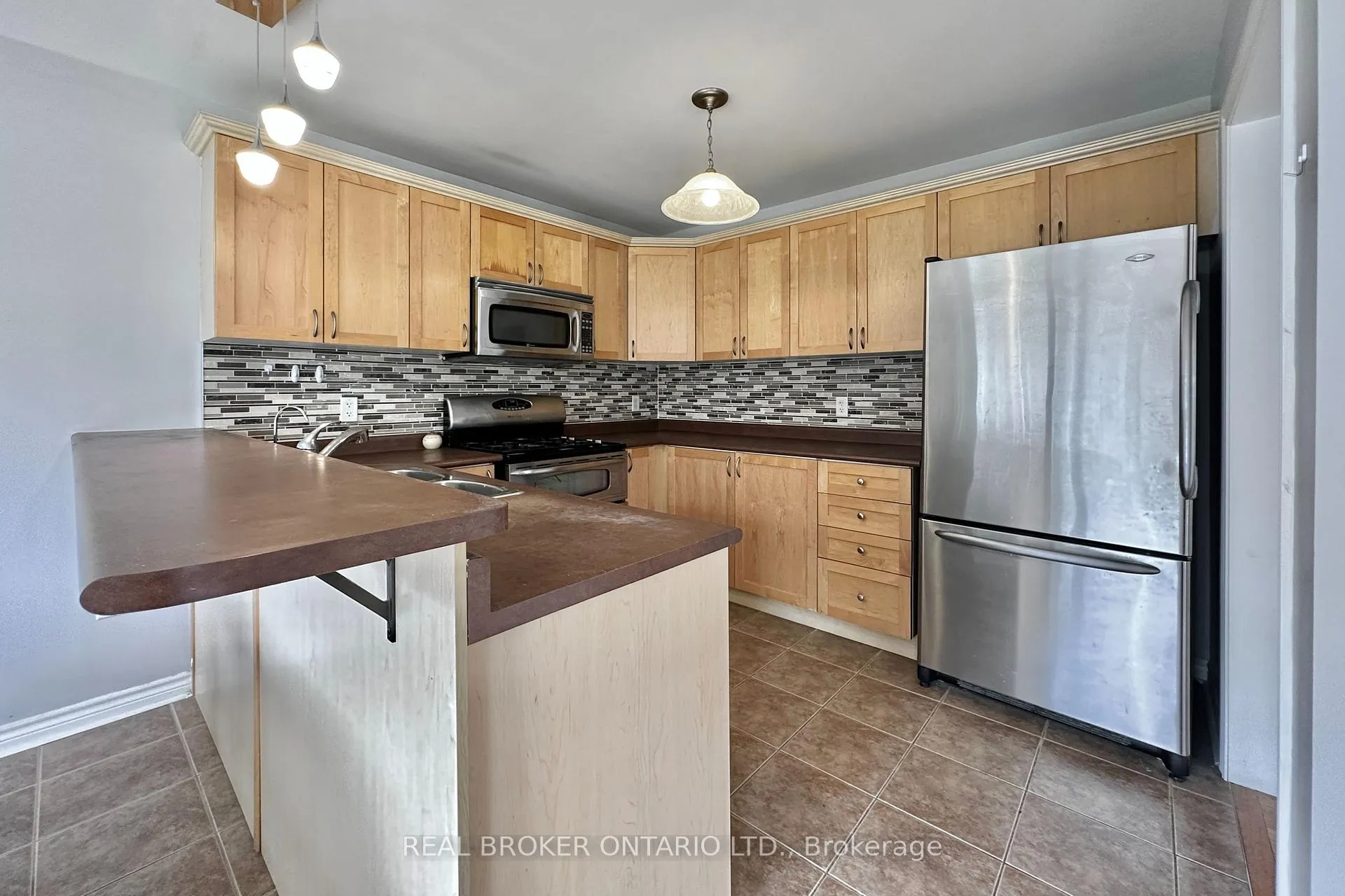 Photo 14 of 1 Armando Drive, Markham, Wismer — HOMEH