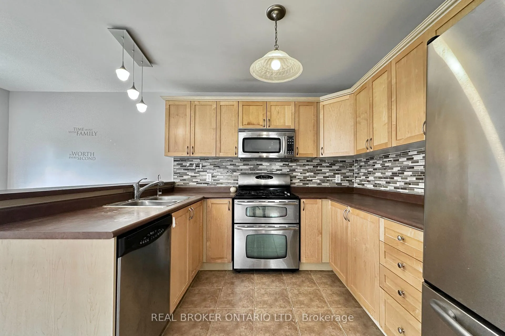 Photo 15 of 1 Armando Drive, Markham, Wismer — HOMEH