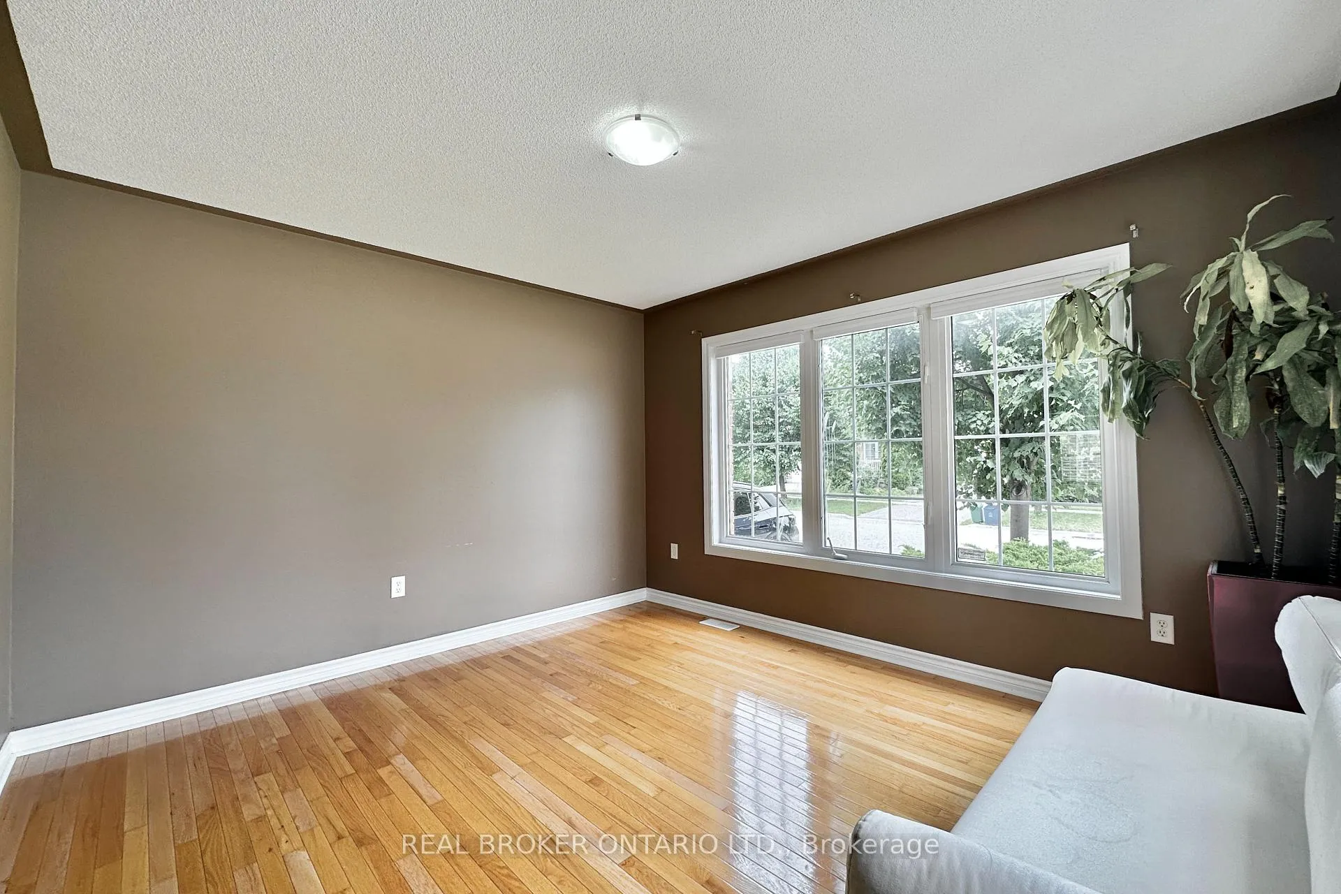 Photo 18 of 1 Armando Drive, Markham, Wismer — HOMEH