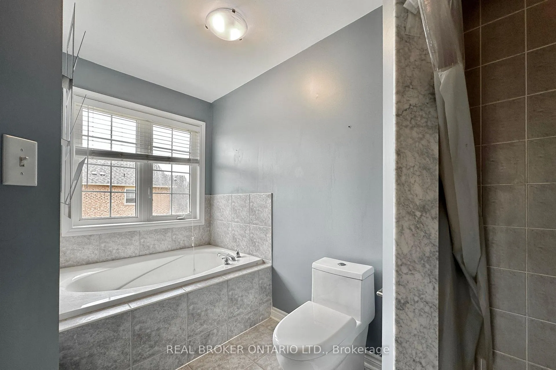 Photo 25 of 1 Armando Drive, Markham, Wismer — HOMEH