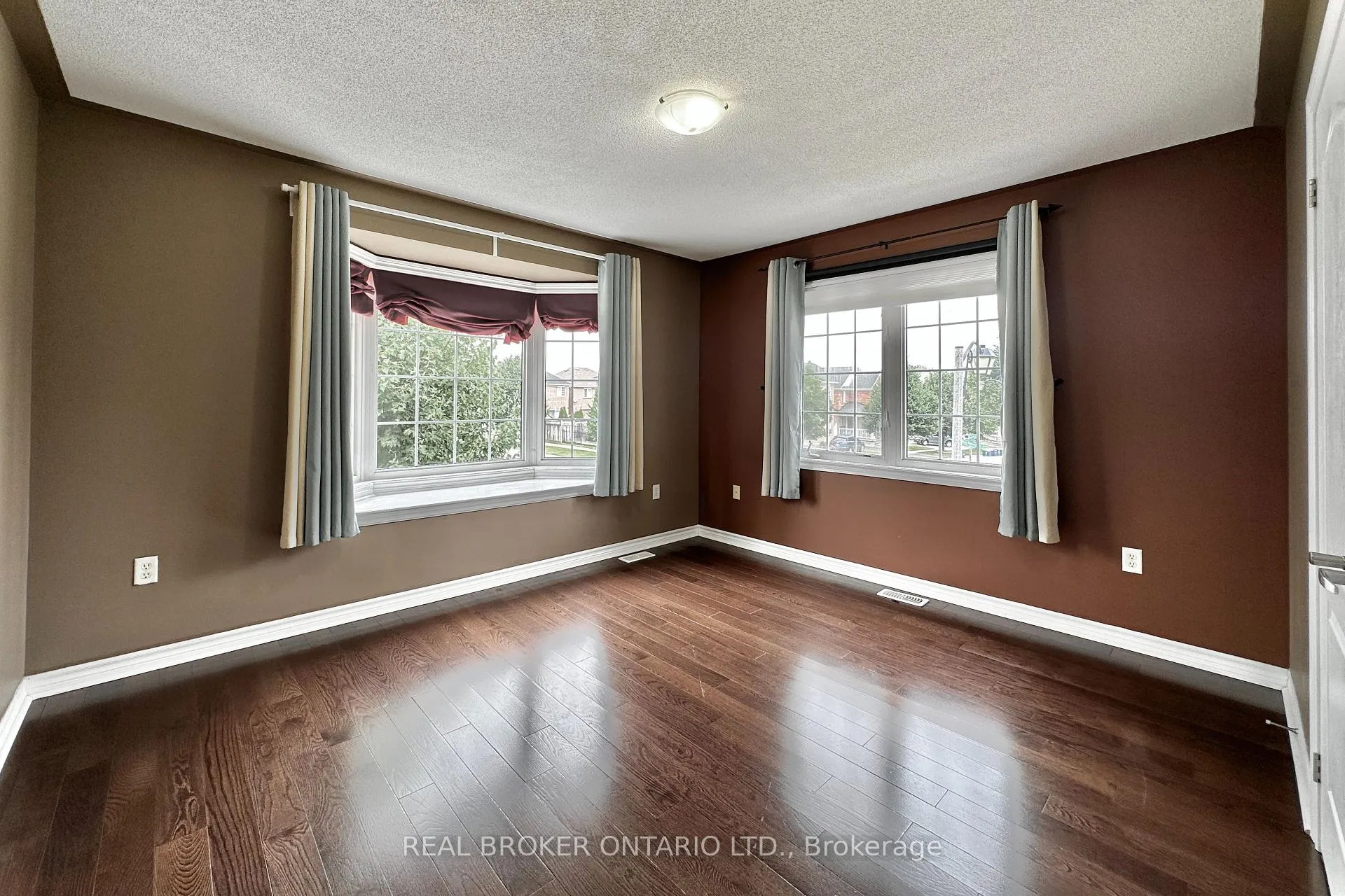 Photo 27 of 1 Armando Drive, Markham, Wismer — HOMEH