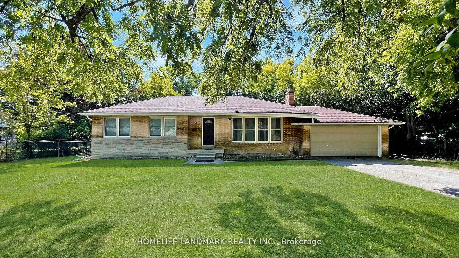 Photo 1 of Unit Basement, 11 Uplands Avenue, Vaughan, Uplands — HOMEH