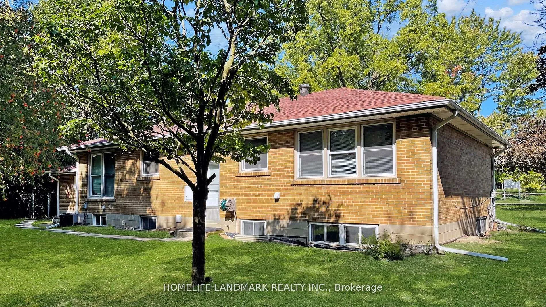 Photo 29 of Unit Basement, 11 Uplands Avenue, Vaughan, Uplands — HOMEH
