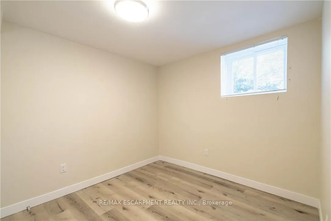 Photo 17 of Unit 2, 196 Upper Paradise Road, Hamilton, Westcliffe — HOMEH