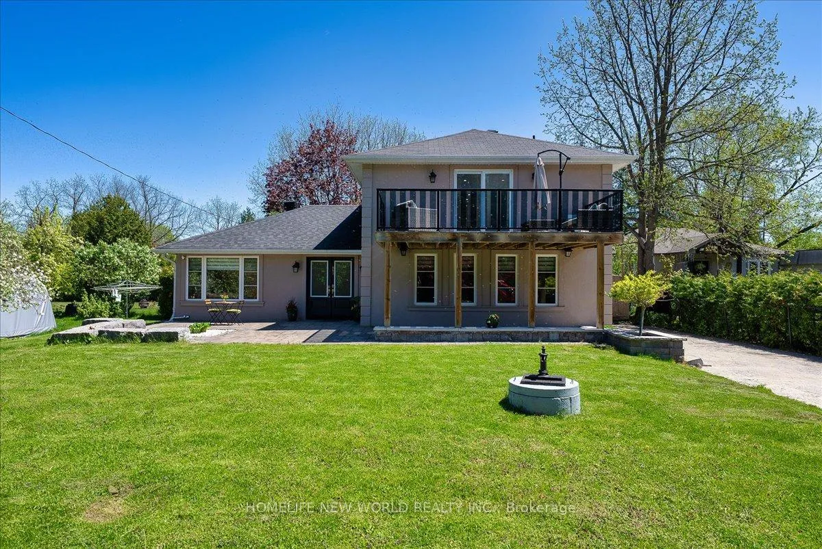 Photo 2 of 853 Fairbank Avenue, Georgina, Historic Lakeshore Communities — HOMEH