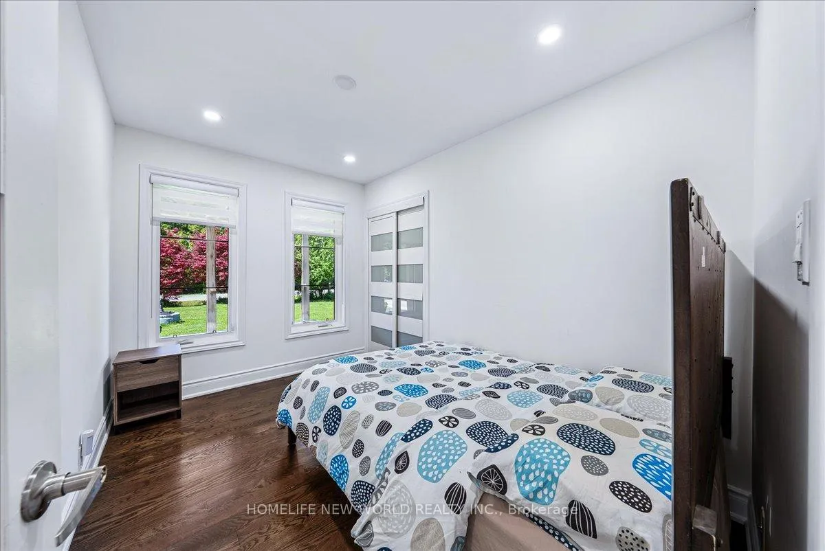 Photo 24 of 853 Fairbank Avenue, Georgina, Historic Lakeshore Communities — HOMEH