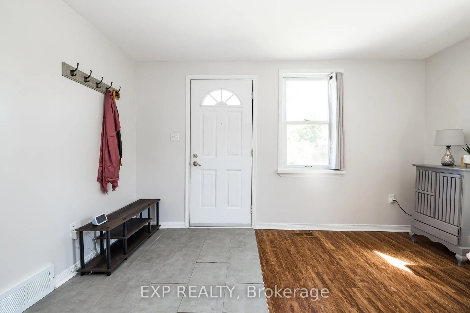 Photo 4 of 180 Wellington Street, Carleton Place — HOMEH