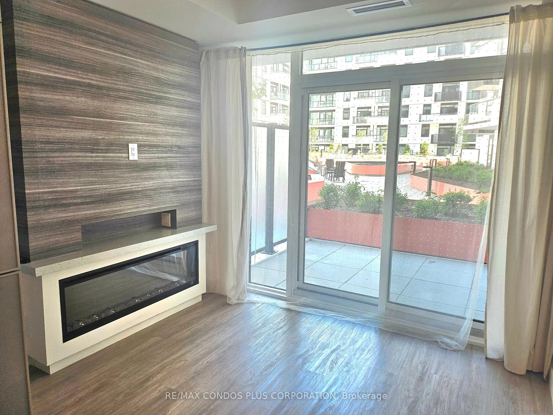 Photo 2 of Unit 345, 1050 Eastern Avenue, Toronto, The Beaches — HOMEH
