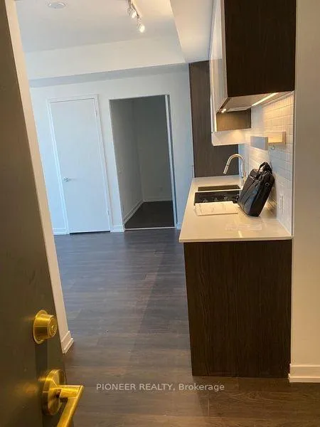 Photo 7 of Unit 4612, 898 Portage Parkway, Vaughan, Vaughan Corporate Centre — HOMEH