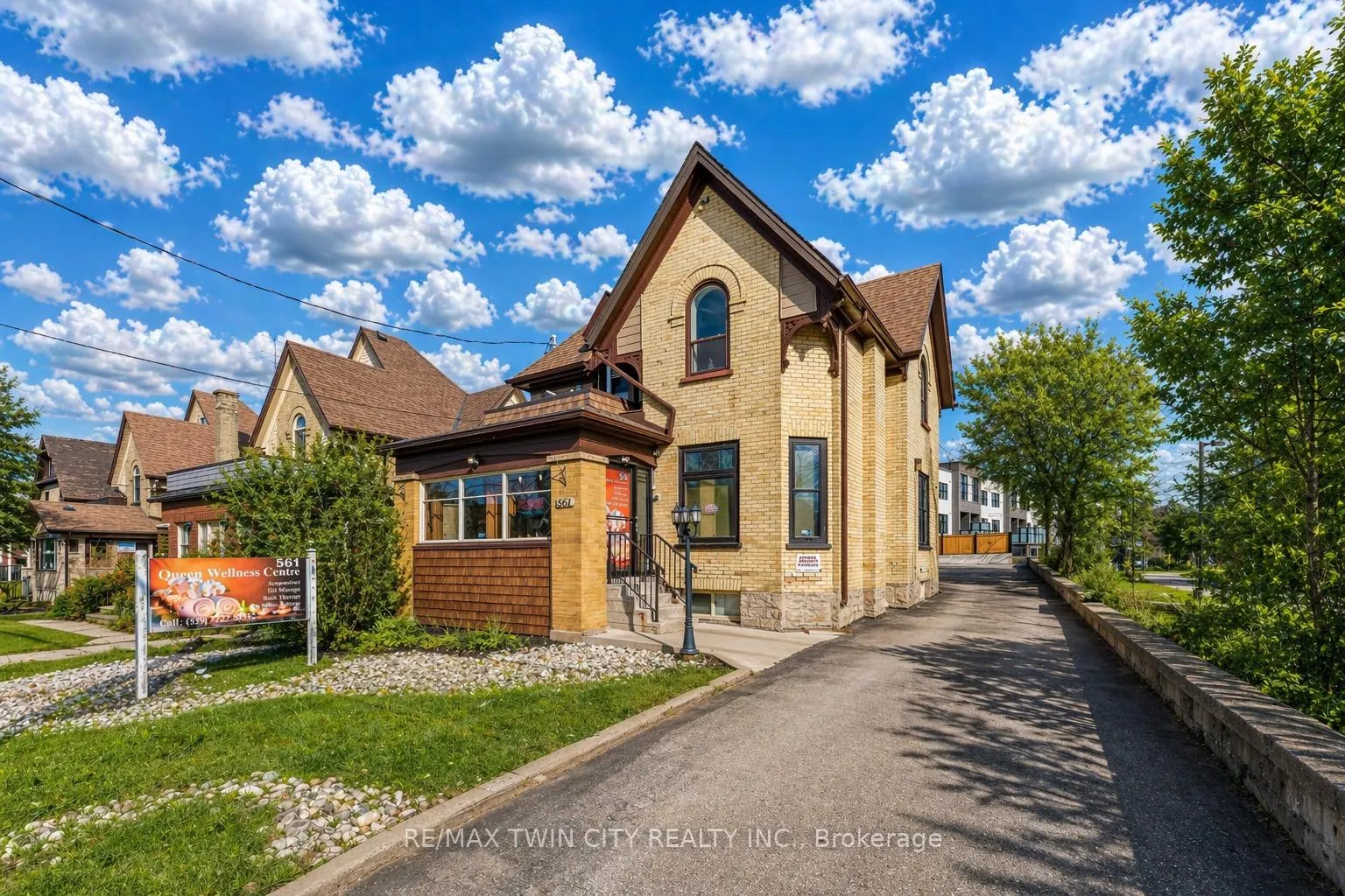 Photo 1 of Unit upper, 561 Queen Street S, Kitchener, Mill Courtland Woodside Park — HOMEH