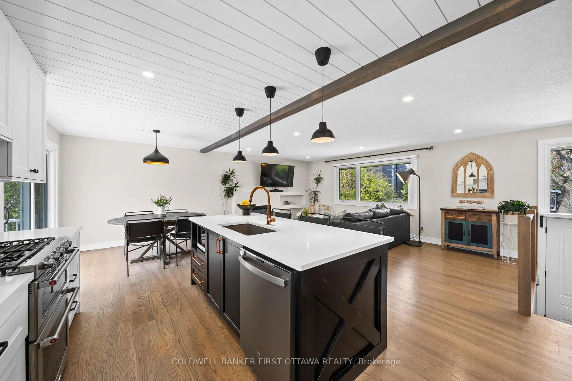 Photo 4 of 740 Garner Avenue, Ottawa, Mooneys Bay/Riverside Park — HOMEH