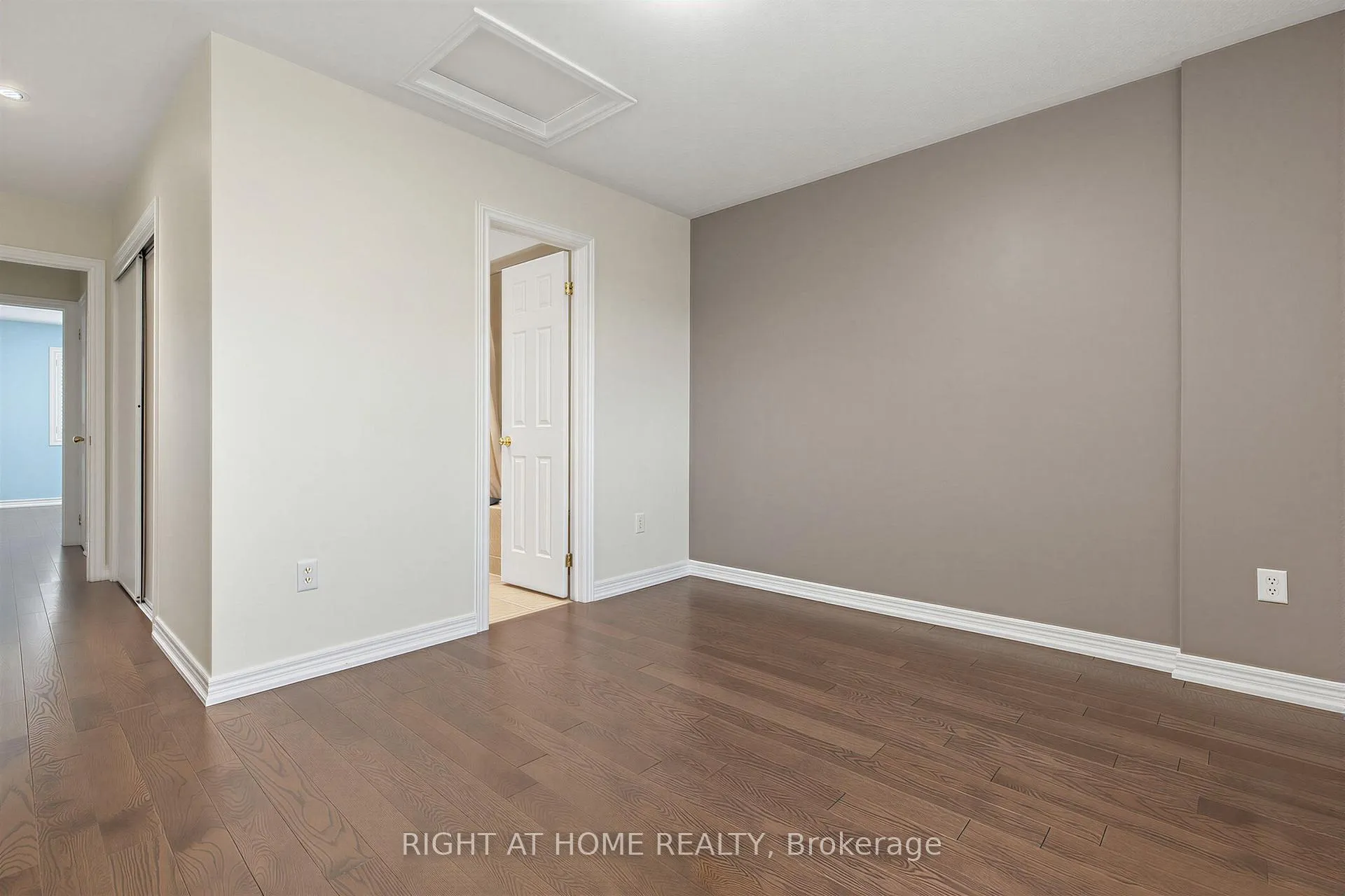 Photo 25 of 2628 Bur Oak Avenue, Markham, Cornell — HOMEH