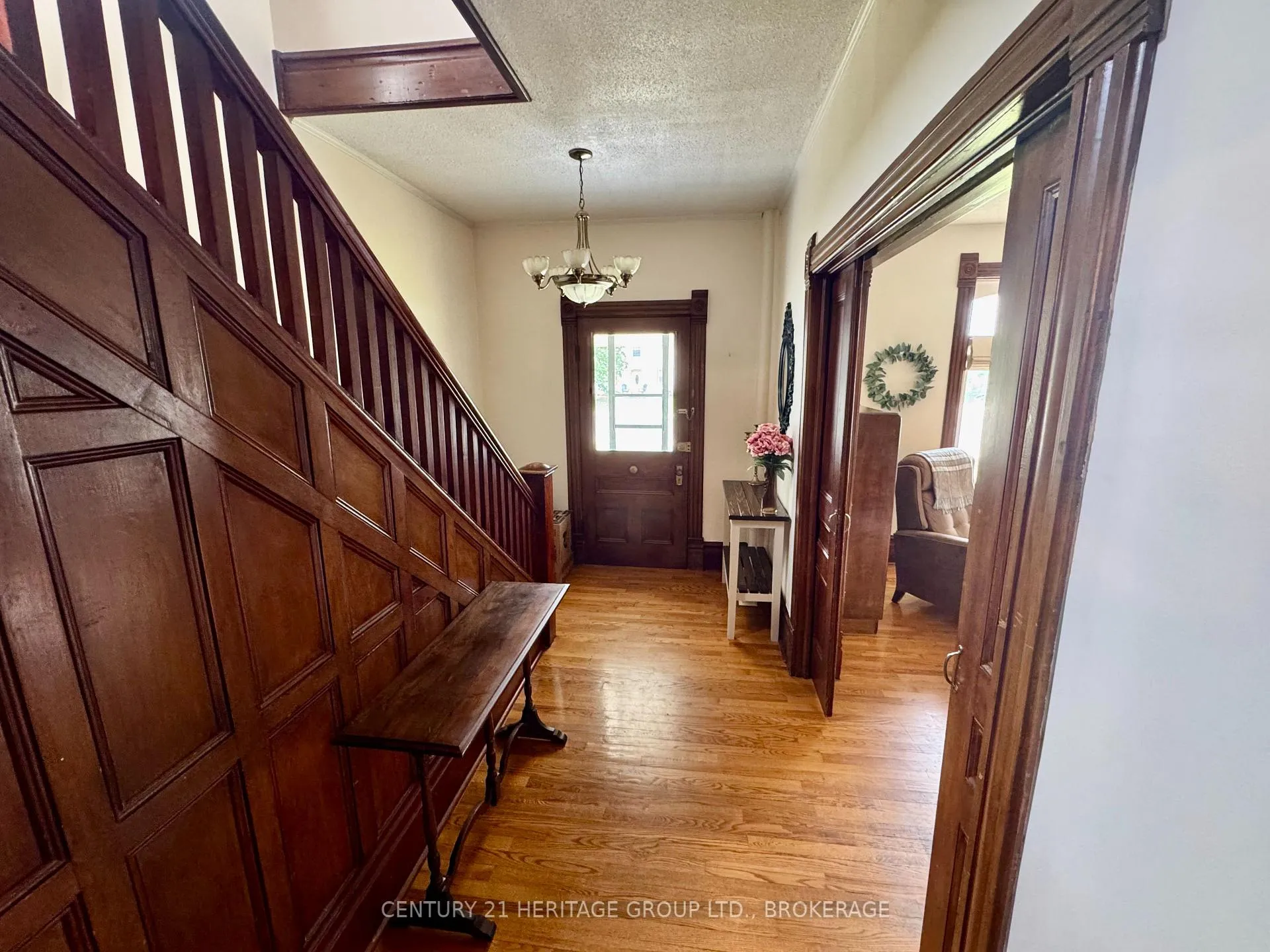 Photo 2 of 2924 Rutledge Road, Frontenac, Frontenac South — HOMEH