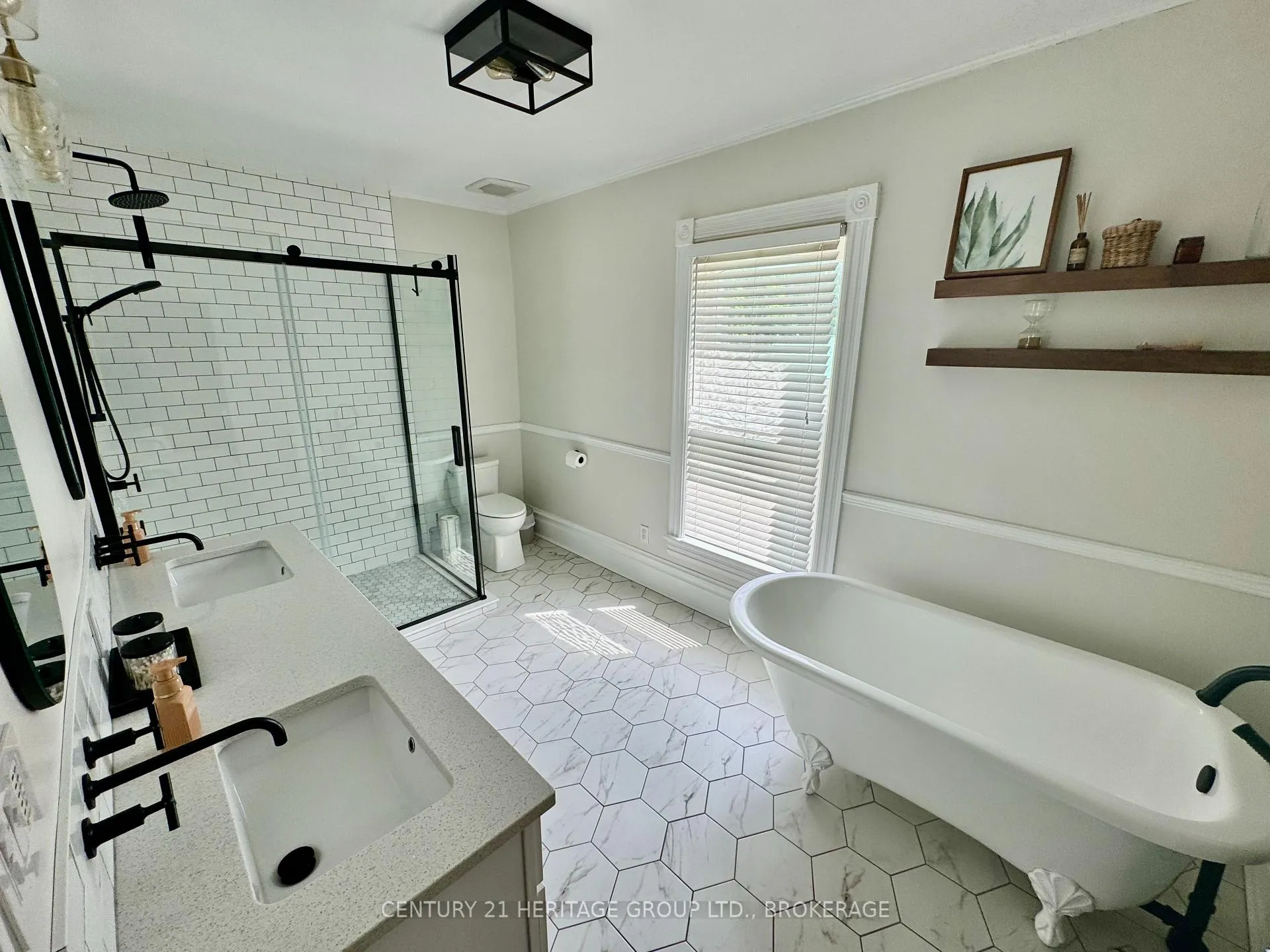 Photo 12 of 2924 Rutledge Road, Frontenac, Frontenac South — HOMEH