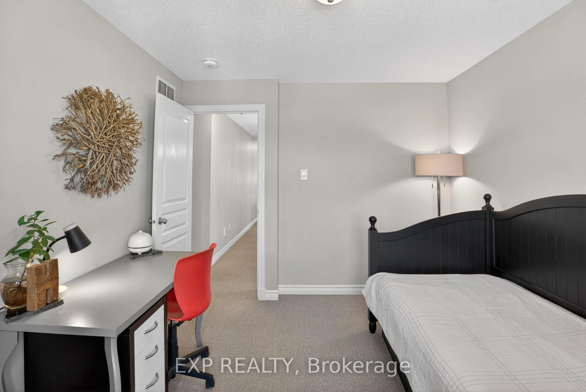 Photo 37 of 206 Mareth Way, Ottawa, Riverside South/Gloucester Glen — HOMEH