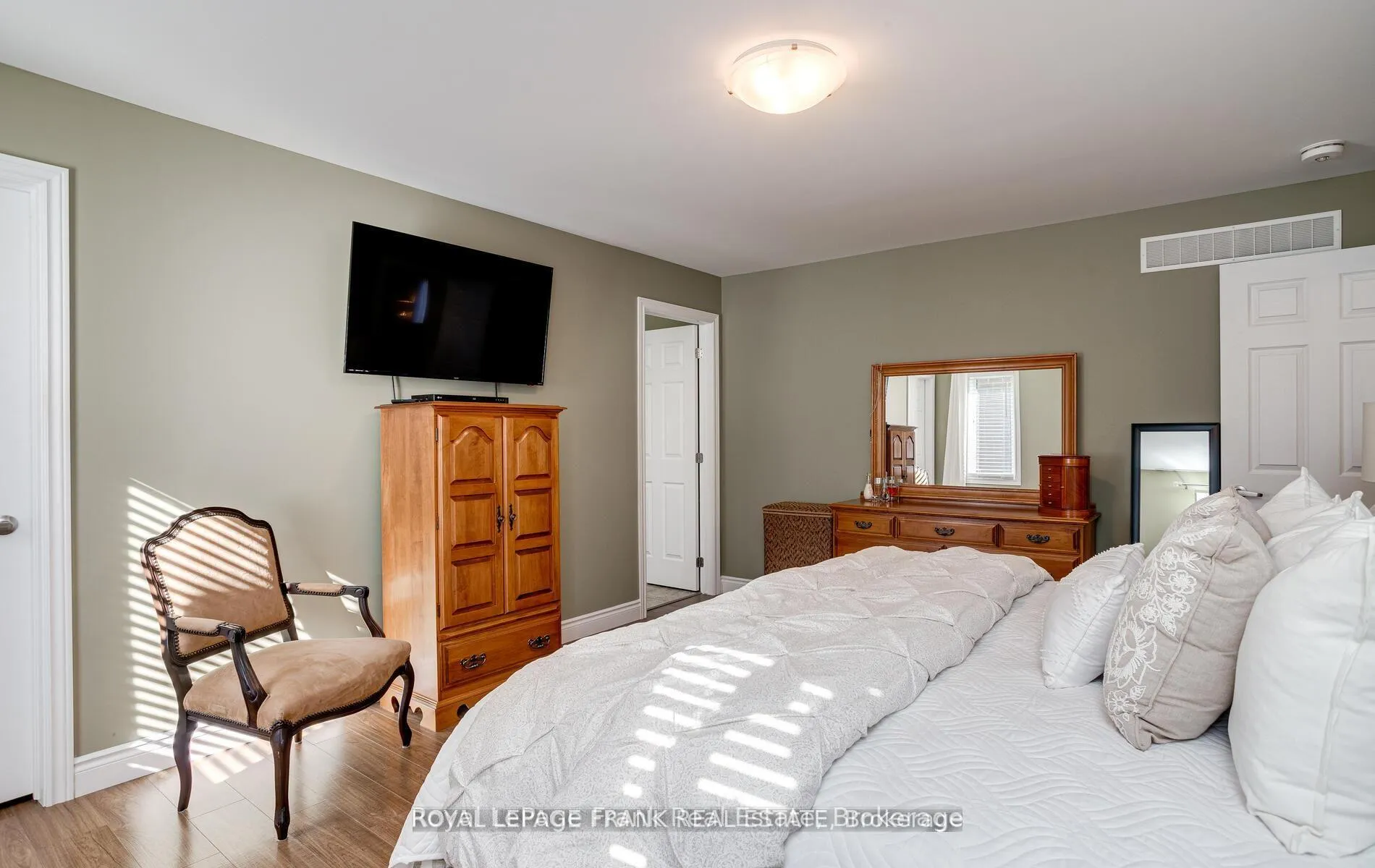 Photo 20 of 41 Cortland Way, Brighton — HOMEH