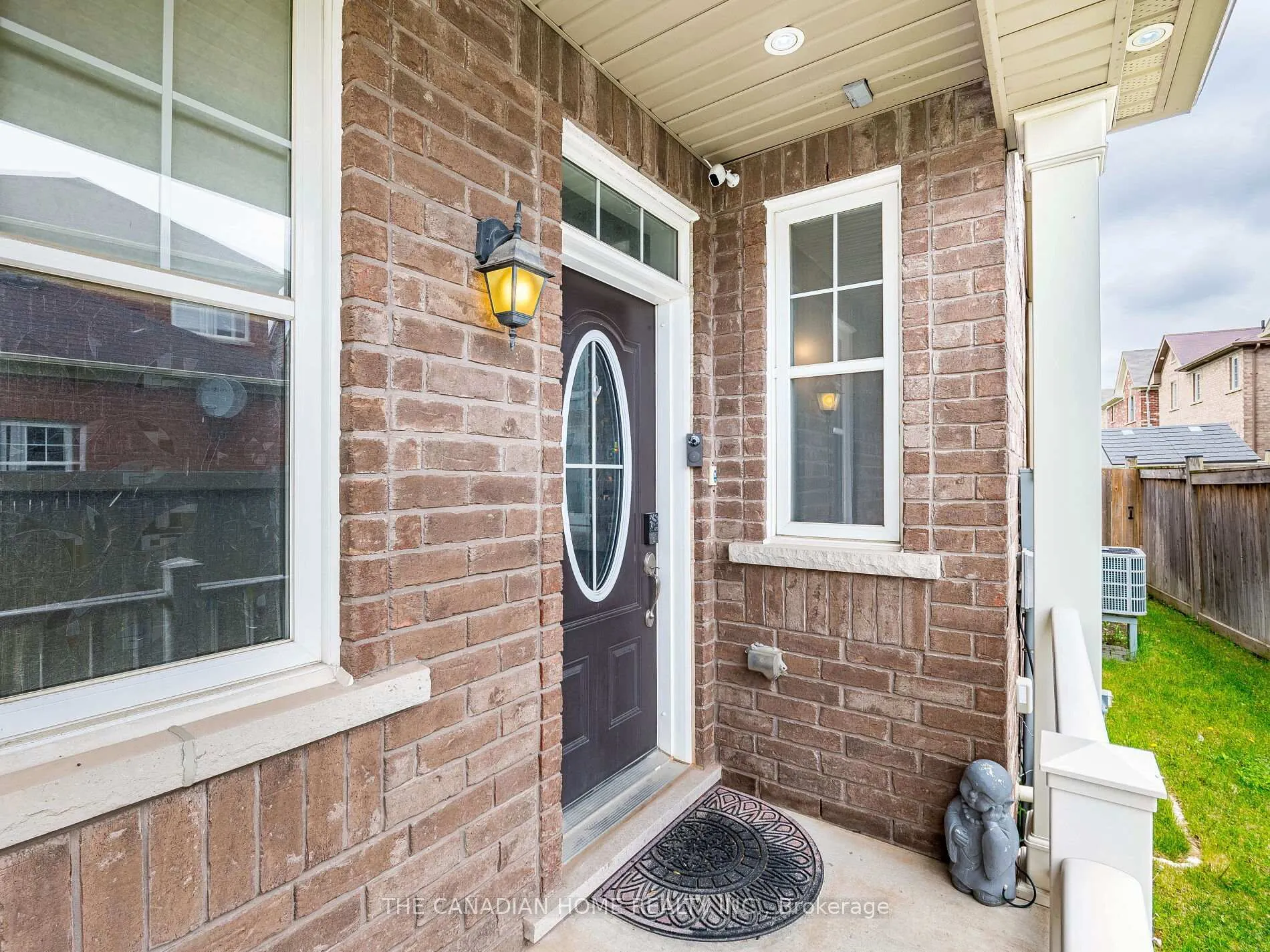 Photo 5 of 3 Arkwright Drive, Brampton, Northwest Brampton — HOMEH